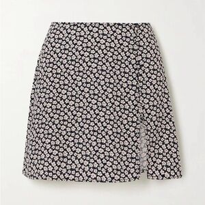 EUC Reformation Fran Thigh Slit Mini Skirt in Quinto Navy Floral Print Size 6